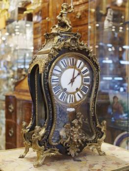 Mantel Clock - bronze, wood - Thuret Paris - 1850