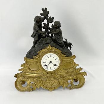 Mantel Clock - bronze - 1870