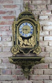 Luxury baroque mantel clock in boulle style